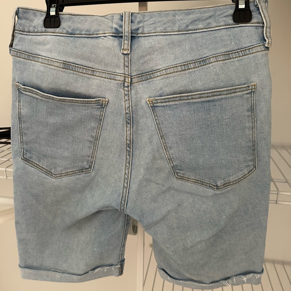 Universal Thread Bermuda Shorts - Picture 2 of 4